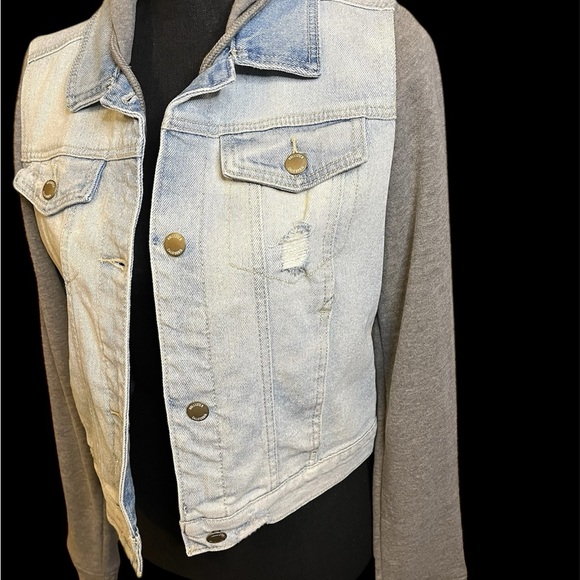Hollister Light Wash Jean Jacket with Gray Sleeves - Picture 3 of 4